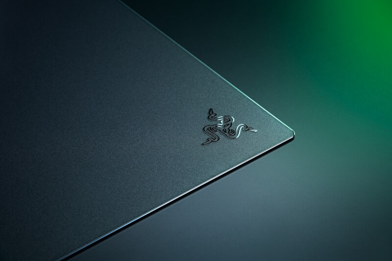 Razer Atlas Pro thin.jpg